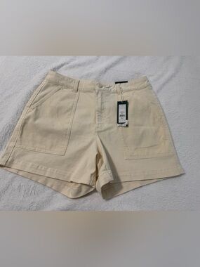 Alpine Design Women’s High Rise Mixed Fabric 5” Short Off White Size 8
